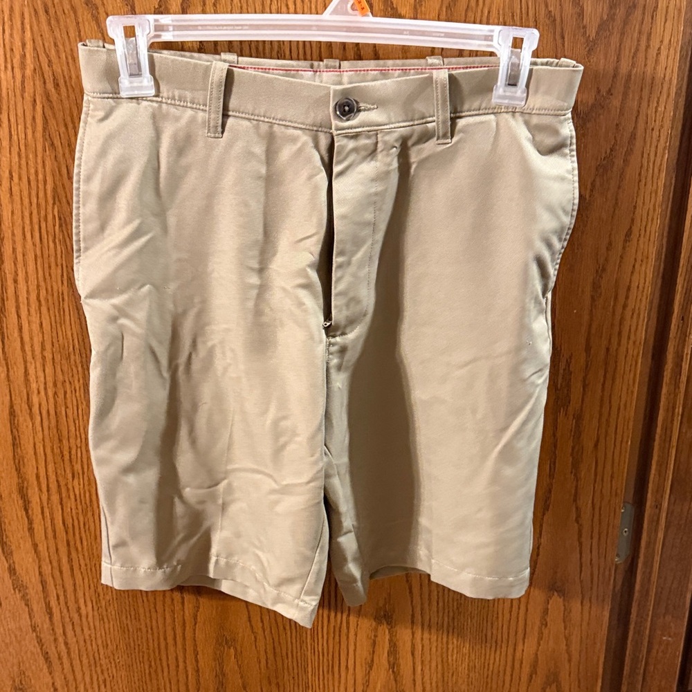 Haggar Men's Flat Front Khaki Shorts